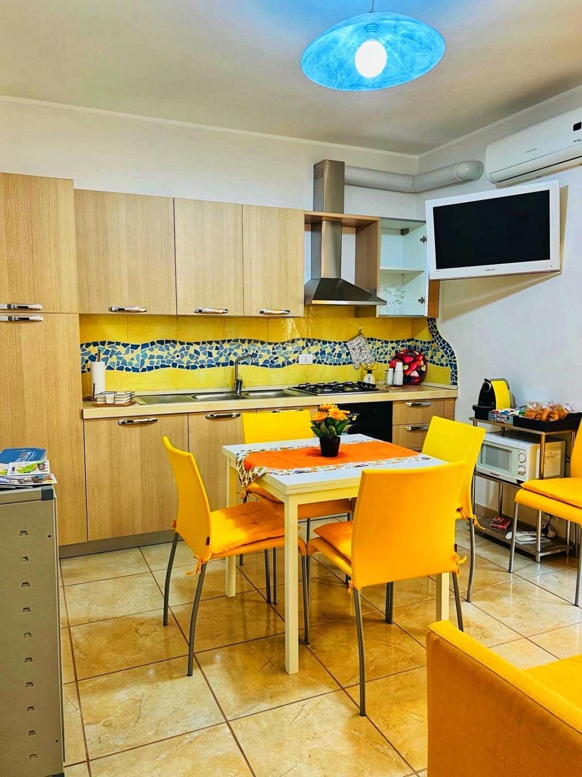 Andrea House Appartement Lecce Buitenkant foto